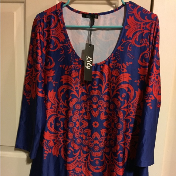 Lily Tops - Lily beautiful flowy blouse